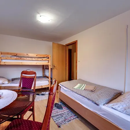 Piero Hostal *