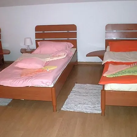 Piero Hostal